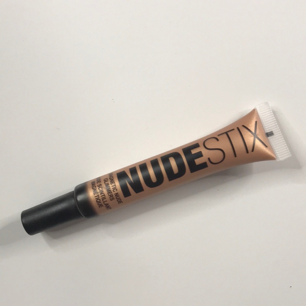 Nudestix Magnetic Nude Glimmer in Bronzi Babe